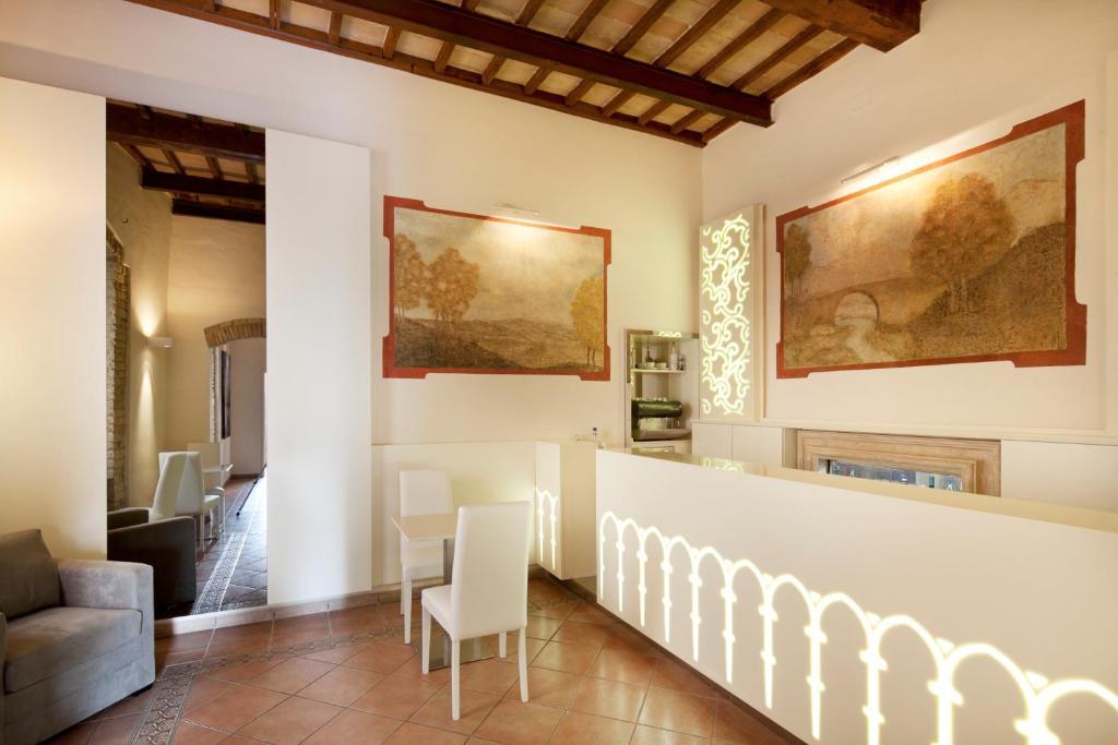 מונטפאלקו Hotel Degli Affreschi מראה חיצוני תמונה